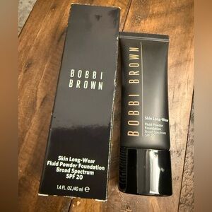 Authentic Bobbi Brown Black Fluid Powder Foundation SPF 20 (Shade: Cool Golden)